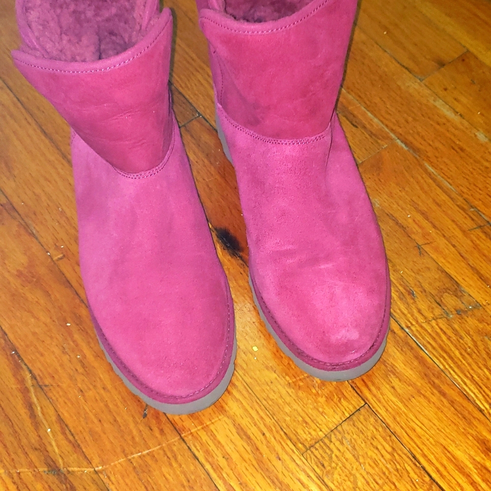 Ugg  boots